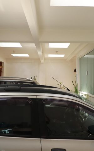 Casa à venda com 283m², 4 quartos e 2 vagasGaragem