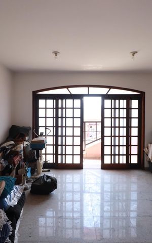 Casa à venda com 283m², 4 quartos e 2 vagasSala 2