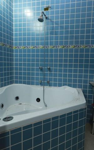 Casa à venda com 283m², 4 quartos e 2 vagasBanheiro da Suíte 3