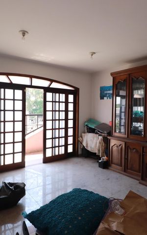 Casa à venda com 283m², 4 quartos e 2 vagasSala 2