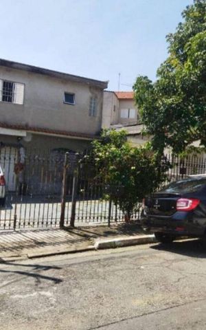 Casa à venda com 100m², 4 quartos e 4 vagas