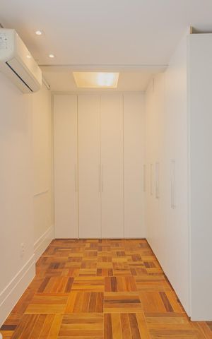 Apartamento à venda com 190m², 3 quartos e 2 vagasSuíte