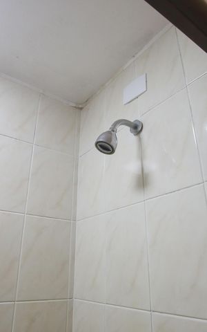 Apartamento à venda com 167m², 4 quartos e 2 vagas Apartamento à venda com 167m², 4 quartos e 2 vagasBanheiro da Suíte
