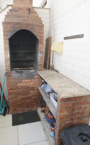 Apartamento à venda com 167m², 4 quartos e 2 vagas Apartamento à venda com 167m², 4 quartos e 2 vagasChurrasqueira