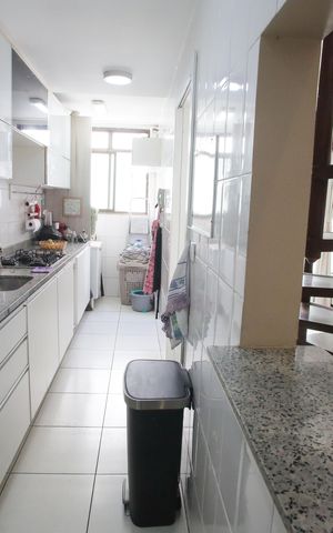Apartamento à venda com 167m², 4 quartos e 2 vagas Apartamento à venda com 167m², 4 quartos e 2 vagasCozinha