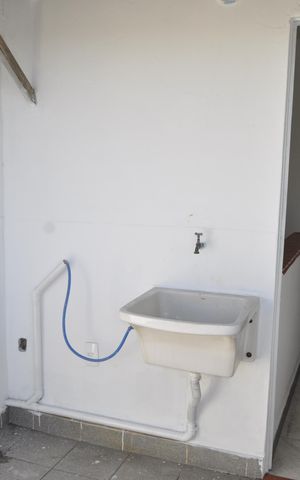 Casa para alugar com 250m², 5 quartos e sem vagaÁrea de Serviço