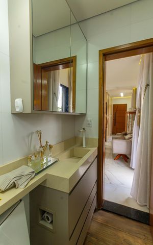 Apartamento à venda com 45m², 2 quartos e 1 vaga Apartamento à venda com 45m², 2 quartos e 1 vagaBanheiro