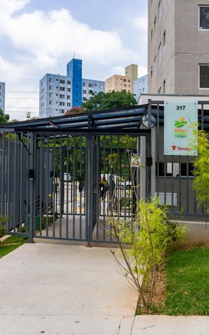 Apartamento para alugar com 43m², 2 quartos e sem vaga Apartamento para alugar com 43m², 2 quartos e sem vagaFachada