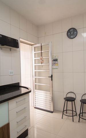 Casa à venda com 251m², 3 quartos e 3 vagas Casa à venda com 251m², 3 quartos e 3 vagasCozinha