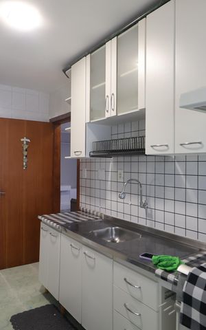 Apartamento para alugar com 75m², 2 quartos e 1 vagaCozinha
