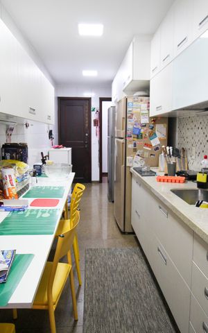 Apartamento à venda com 173m², 4 quartos e 4 vagas Apartamento à venda com 173m², 4 quartos e 4 vagasCozinha