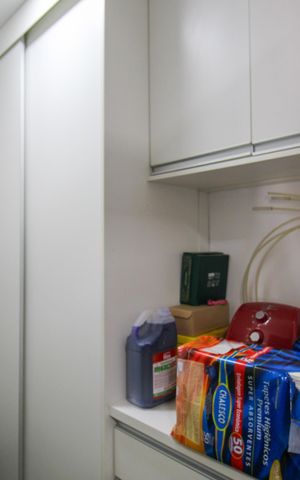Apartamento à venda com 173m², 4 quartos e 4 vagas Apartamento à venda com 173m², 4 quartos e 4 vagasQuarto de Serviço