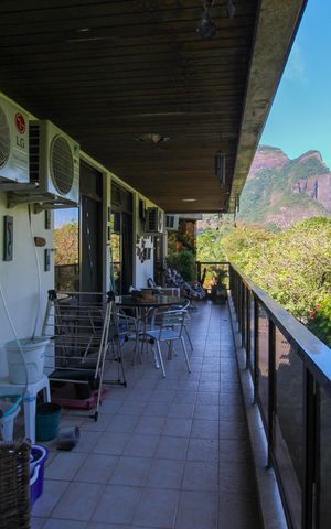 Apartamento à venda com 173m², 4 quartos e 4 vagas Apartamento à venda com 173m², 4 quartos e 4 vagasVaranda dos Quartos