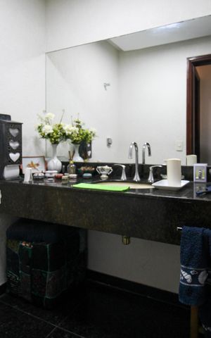 Apartamento à venda com 173m², 4 quartos e 4 vagas Apartamento à venda com 173m², 4 quartos e 4 vagasLavabo