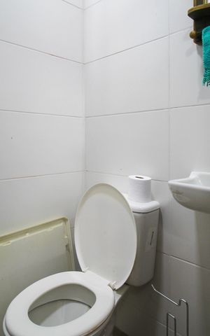 Apartamento à venda com 173m², 4 quartos e 4 vagas Apartamento à venda com 173m², 4 quartos e 4 vagasBanheiro de serviço