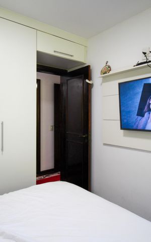 Apartamento à venda com 173m², 4 quartos e 4 vagas Apartamento à venda com 173m², 4 quartos e 4 vagasQuarto 2