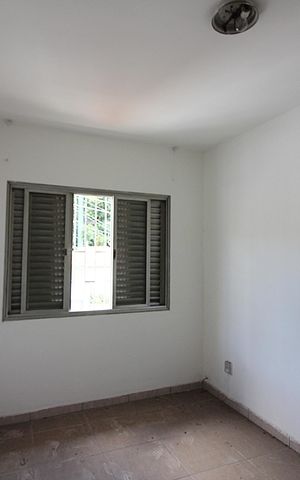 Casa à venda com 308m², 4 quartos e 3 vagasQuarto 1 Casa 2 