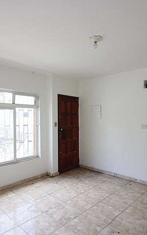 Casa à venda com 308m², 4 quartos e 3 vagasSala Casa 2 