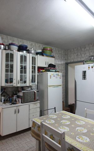 Casa à venda com 308m², 4 quartos e 3 vagasCozinha