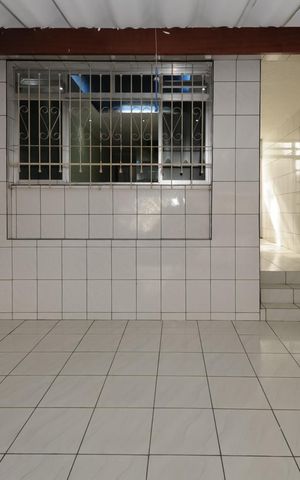 Casa à venda com 150m², 3 quartos e 2 vagas Casa à venda com 150m², 3 quartos e 2 vagasGaragem