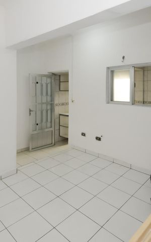 Casa à venda com 150m², 3 quartos e 2 vagas Casa à venda com 150m², 3 quartos e 2 vagasÁrea de Serviço
