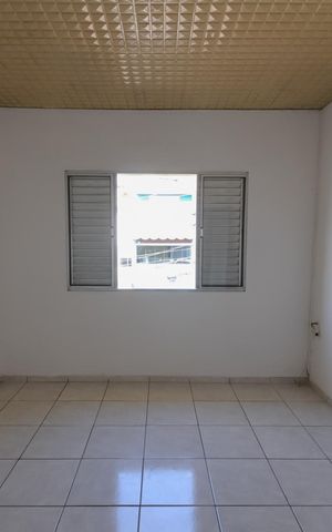 Casa à venda com 150m², 3 quartos e 2 vagas Casa à venda com 150m², 3 quartos e 2 vagasQuarto 1