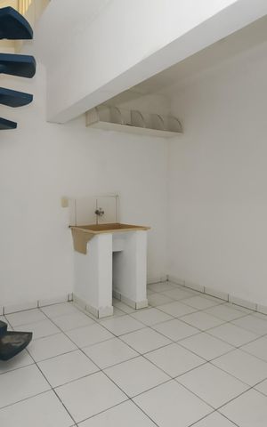 Casa à venda com 150m², 3 quartos e 2 vagas Casa à venda com 150m², 3 quartos e 2 vagasÁrea de Serviço