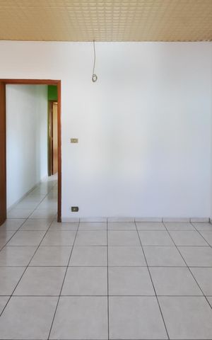 Casa à venda com 150m², 3 quartos e 2 vagas Casa à venda com 150m², 3 quartos e 2 vagasQuarto 1