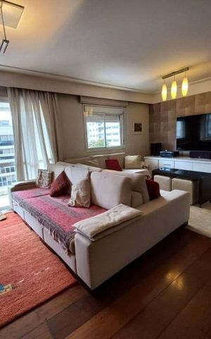 Apartamento à venda com 136m², 4 quartos e 3 vagas