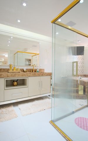 Casa para alugar com 450m², 4 quartos e 5 vagasBanheiro da Suíte 4