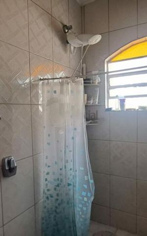 Casa à venda com 156m², 2 quartos e 5 vagas