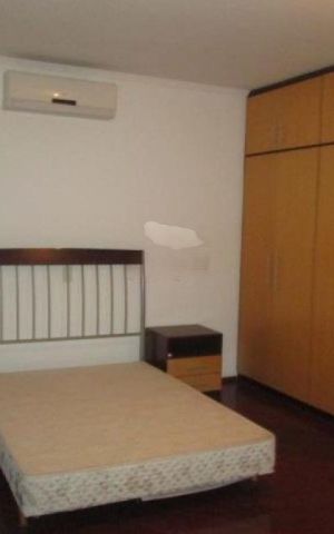Casa à venda com 450m², 4 quartos e 8 vagas