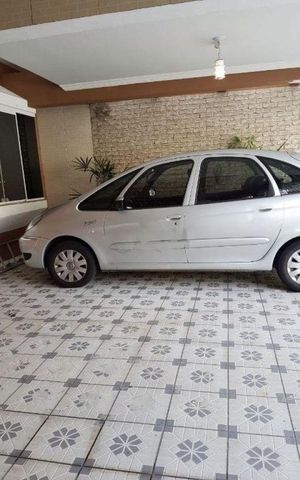 Casa à venda com 211m², 4 quartos e 3 vagas