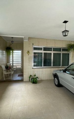 Casa à venda com 88m², 2 quartos e 2 vagas