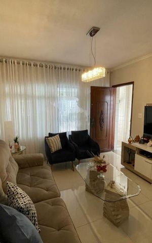 Casa à venda com 88m², 2 quartos e 2 vagas