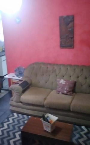 Casa à venda com 70m², 2 quartos e 1 vaga