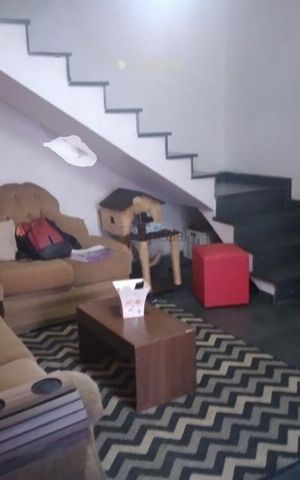 Casa à venda com 70m², 2 quartos e 1 vaga