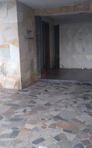Casa à venda com 70m², 2 quartos e 1 vaga