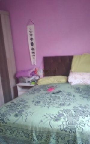 Casa à venda com 70m², 2 quartos e 1 vaga