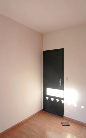 Casa à venda com 200m², 3 quartos e 2 vagasQuarto 2