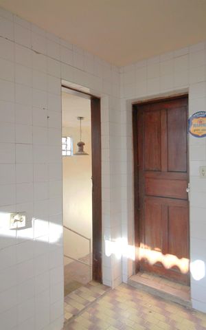 Casa à venda com 200m², 3 quartos e 2 vagasÁrea de Serviço