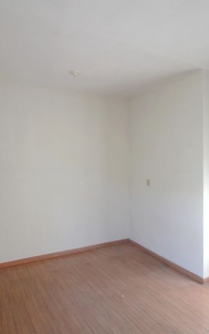 Casa à venda com 200m², 3 quartos e 2 vagasSuíte