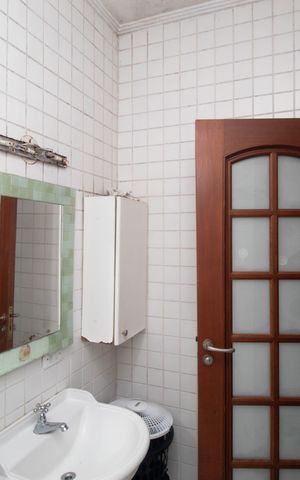 Casa para alugar com 320m², 3 quartos e 3 vagas Casa para alugar com 320m², 3 quartos e 3 vagasBanheiro da Suíte 2
