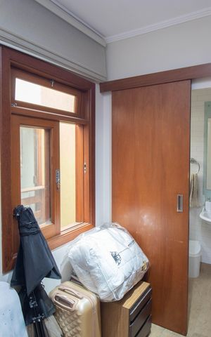 Casa para alugar com 320m², 3 quartos e 3 vagas Casa para alugar com 320m², 3 quartos e 3 vagasCloset da suíte 3