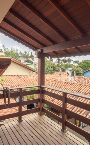 Casa para alugar com 320m², 3 quartos e 3 vagas Casa para alugar com 320m², 3 quartos e 3 vagasVaranda