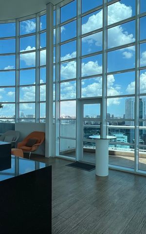 Studio à venda com 35m², 1 quarto e 1 vaga Studio à venda com 35m², 1 quarto e 1 vagaSKY bar