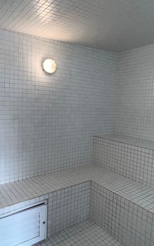 Studio à venda com 35m², 1 quarto e 1 vaga Studio à venda com 35m², 1 quarto e 1 vagaSaúna