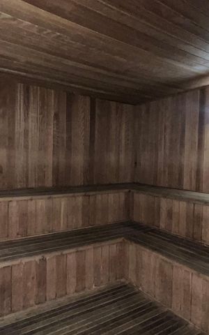 Studio à venda com 35m², 1 quarto e 1 vaga Studio à venda com 35m², 1 quarto e 1 vagaSaúna