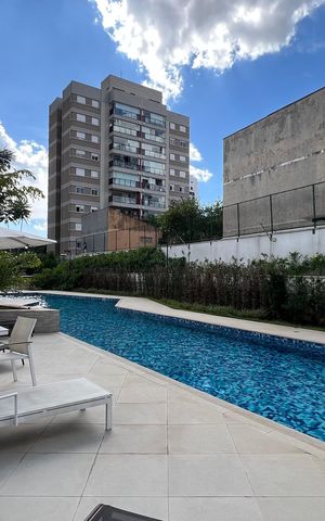 Studio à venda com 35m², 1 quarto e 1 vaga Studio à venda com 35m², 1 quarto e 1 vagaPiscina