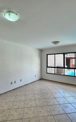 Apartamento à venda com 220m², 3 quartos e 3 vagas Apartamento à venda com 220m², 3 quartos e 3 vagasSala
